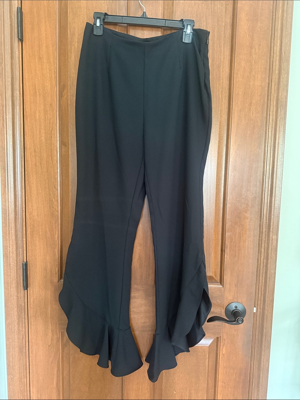 Who What Wear Black Wide-Leg Ruffle Hem Pants